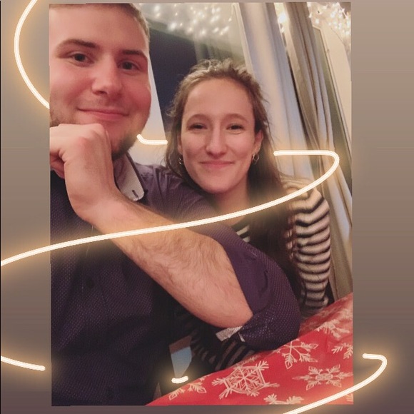 Meet your Posher, Dana - Picture 1 of 3